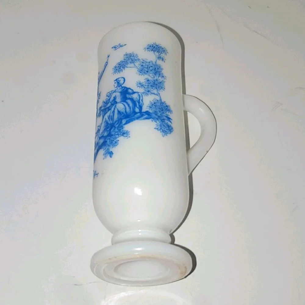 VINTAGE AVON Irish Coffee Mug White Milkglass With Blue Victorian Design 5.5